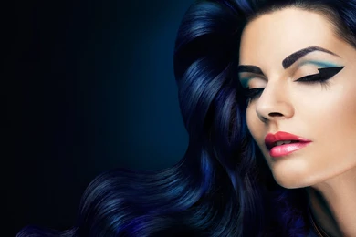 Fashion Girl, Hair Style, Wavy, Makeup, Eyes Closed, Lashes ...