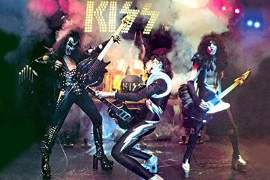 Kiss Alive   (
