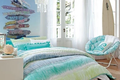 Bedroom: Pink Wallpapers And Zebra Bedding Set For Tween Bedroom ...