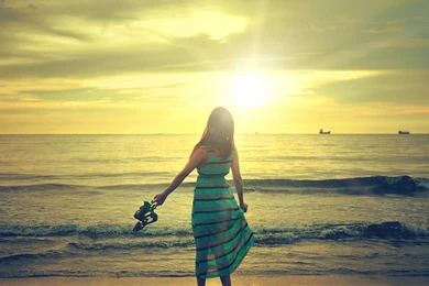 30 Beach Girl Wallpapers Pictures