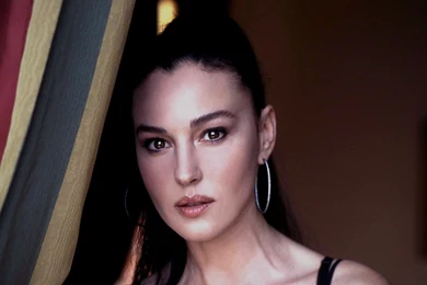 Monica Bellucci Wallpapers