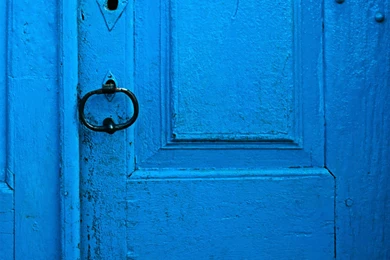 Top 12 Single Door Wallpapers