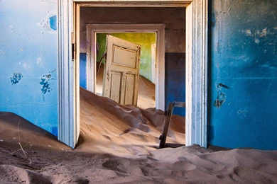 Desert Door iPad Air Wallpapers Download