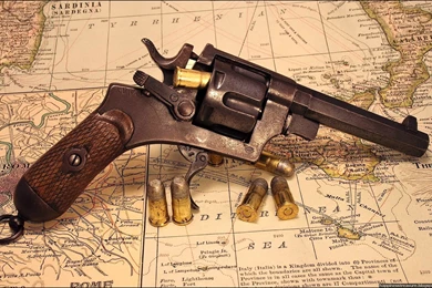 Secrets Of Happiness: HD Gun's Wallpapers