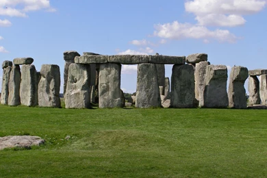 Stonehenge   (