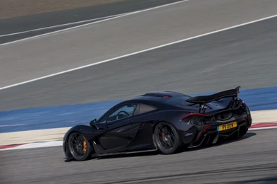 Download Splendid McLaren P1 Full HD Wallpapers Full Size