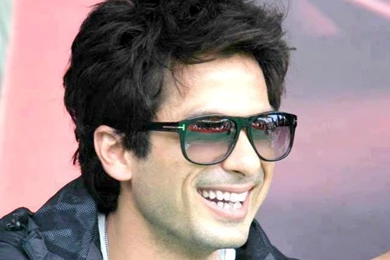 Download Latest HD Wallpapers Of Bollywood Actors Shahid Kapoor