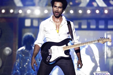 Shahid Kapoor High Resolution Image 38572   Glamsham.