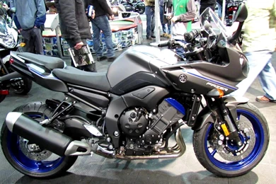 Yamaha FZS 1000 Fazer Wallpapers 2013