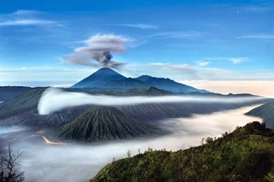 VOLCANO ERUPTIONS BEAUTIFUL PHOTOS29 WALLPAPER   (