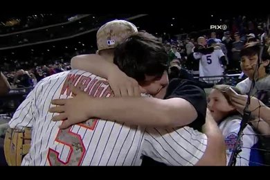 David Wright Hugging A Young Fan At The End Of Tonight's Game ...
