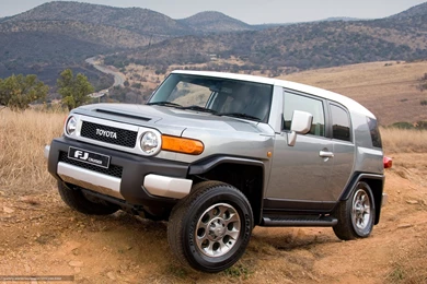 374259_toyota_fzh_kruzer_dzhip_vnedorozhnik_seryj_bezdoro_1680x1050_www.Gde Fon.com.jpg