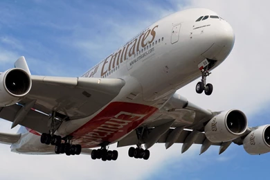 Singapore Airlines & Fly Emirates Airbus A380 800 HD Wallpapers ...