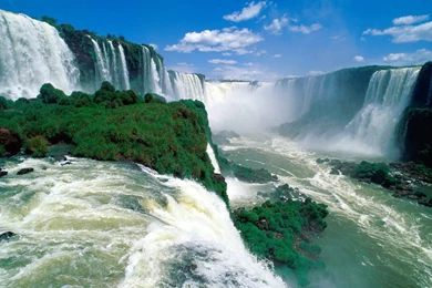 Desktop Wallpapers » Natural Backgrounds » Iguassu Falls, Brazil ...