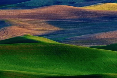 Amazing Colorful Hills iPhone 5s Wallpapers Download