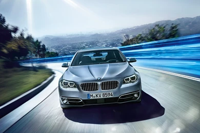 BMW ActiveHybrid 5 : Images & Videos