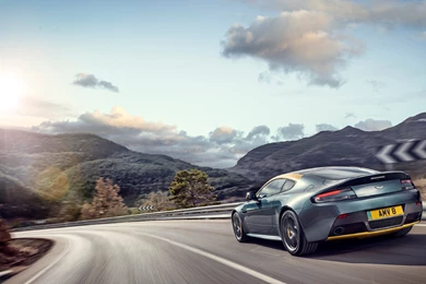 Aston Martin DB9 Ultra HD Wallpapers