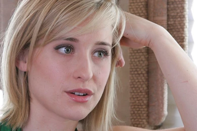 Allison Mack   Allison Mack Wallpapers (178724)   Fanpop