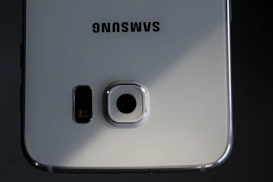 Samsung Galaxy S6 Review: Rightful Leader Of The Android Army?