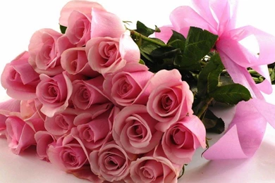 BOUQUET OF PINK ROSES WALLPAPER   (