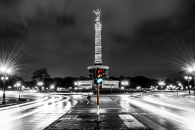 Monochrome Berlin Wallpapers 12952 1920x1200   UMad.com