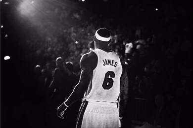 Black And White 4K Lebron James Wallpapers
