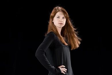 Hot HD Bonnie Wright Wallpapers