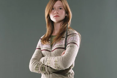Bonnie Wright 2 Wallpapers