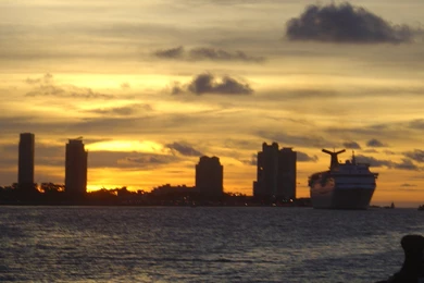 Miami Sunrise   Miami Wallpapers (1353649)   Fanpop