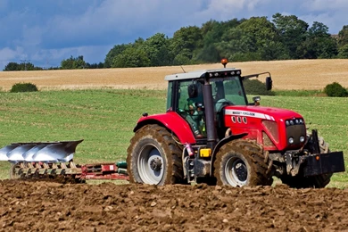 Massey Ferguson 8470 + Kverneland PB100   YouTube