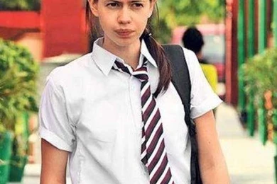 Info Room Model: Kalki Koechlin   Photos Hot