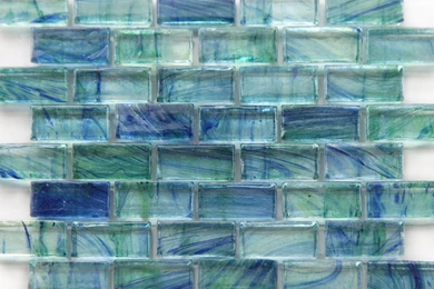 Elegant Blue Bathroom Decoration Using Aqua Glass Tile Bathroom ...