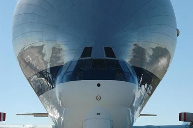 JUMBO JET AIRFIELD NOSE HD WALLPAPER   (