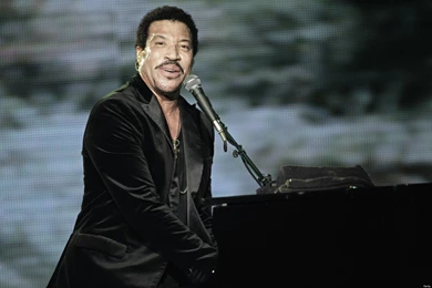 Lionel Richie Tour 40 Free Hd Wallpapers   ImgX Wallpapers