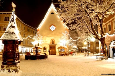 Virus Christmas Desktop Wallpapers