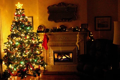 Christmas Tree Desktop Wallpapers