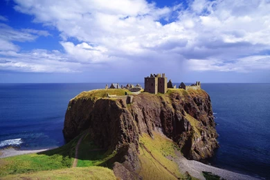 Britain, Dunnottar Castle Near Stonehaven In Aberdeenshire ...