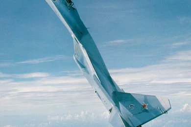 HI TECH Automotive: Sukhoi Su 27 Wallpapers