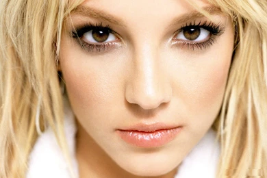 Cute Britney Spears American Singer HD Photo