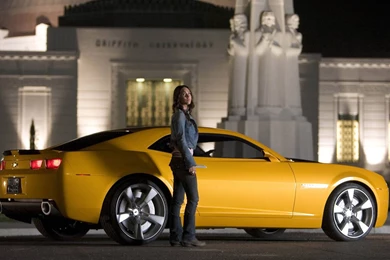 Megan Fox Chevrolet Transformers 3 Wallpapers