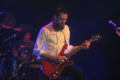 Paul Gilbert @ Islington Academy « DoesItRock.net