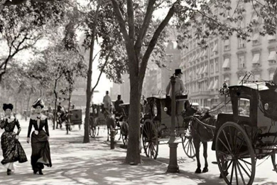 WANDERING IN OLD TIME STREETS WALLPAPER   (