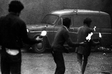 Download People Riot Wallpapers 1280x1024