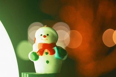 Cute Little Snowman Candle   Christmas Snowman Wallpaper1 ...