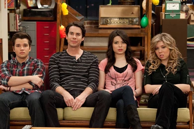 ICARLY WALLPAPER   (