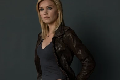 1200x776px Emily Rose