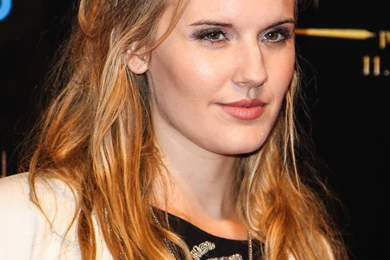 14 Quality Maggie Grace Wallpapers, Celebrity