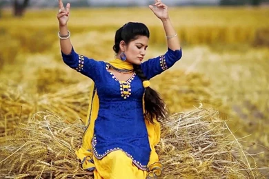 Beautiful Punjabi Girls Wallpapers And Pictures