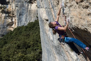 MAMMUT — Free Desktop Backgrounds With Anna Stöhr