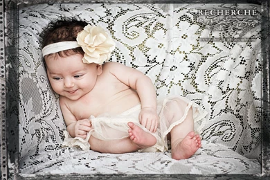 Newborn Baby Girl (id: 173803) – BUZZERG